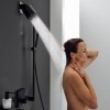 Купить Верхний душ 105 1jet 24130670 Hansgrohe Pulsify 1 струя матово черный размер душевой лейки: 105 мм тип струи воды: PowderRain Шаровое соединение: регулируемый угол в Киеве vannaja.kiev.ua
