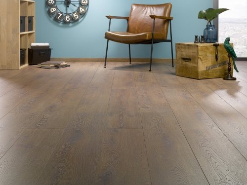 Ламинат Beauty Floor Sapphire 528 Дуб Каштан 8 мм Купить Ламинат Beauty Floor Sapphire 528 Дуб Каштан 8 мм в Киеве vannaja.kiev.ua